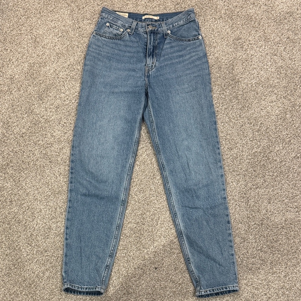 Levi's Women's Straight Leg Blue Jeans